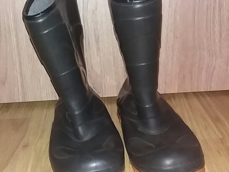 vendo botas para lluvia niños